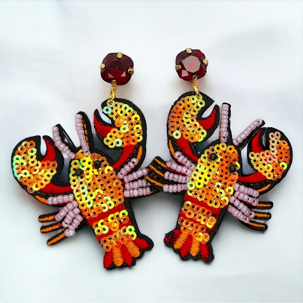 Beaded Crawfish Craze: One-Of-A-Kind Beaded Dangle Earrings For A Splash Of Fun!